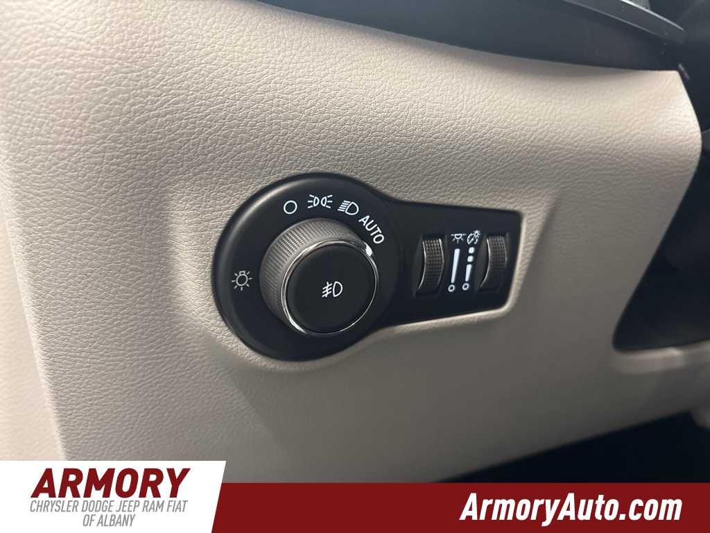 Thumbnail: 2024 Jeep Compass - 10