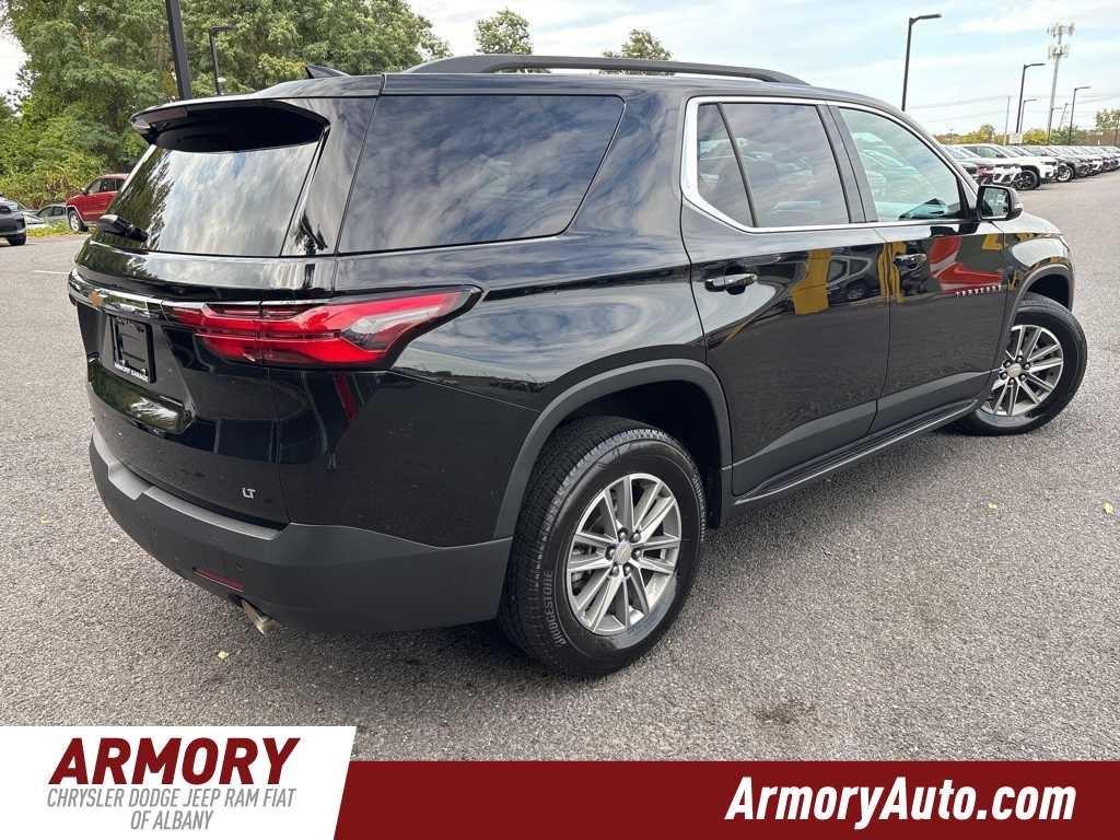 Thumbnail: 2022 Chevrolet Traverse - 4