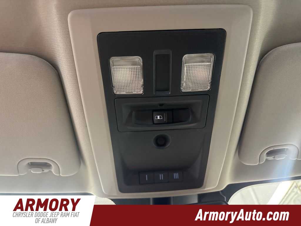 Thumbnail: 2019 RAM 1500 Classic - 23