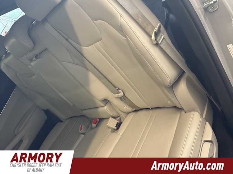 Thumbnail: 2022 Kia Sorento - 32