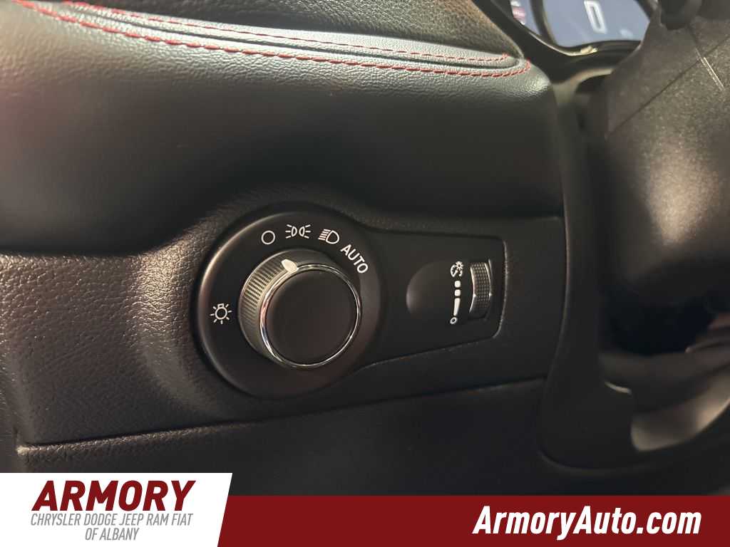 Thumbnail: 2025 Dodge Durango - 10