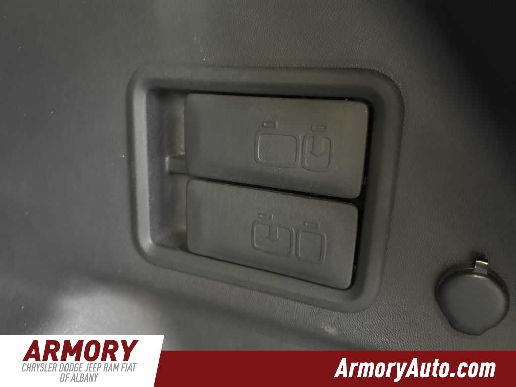 Thumbnail: 2024 Chevrolet Equinox - 29