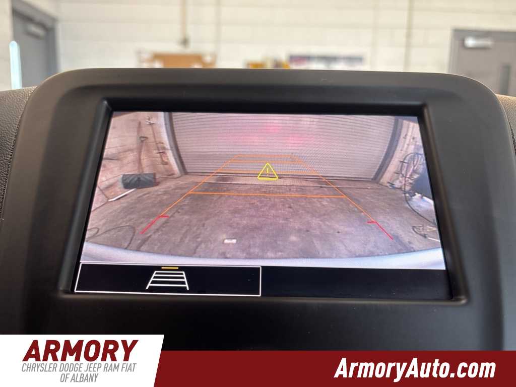 Thumbnail: 2022 Chevrolet Equinox - 25