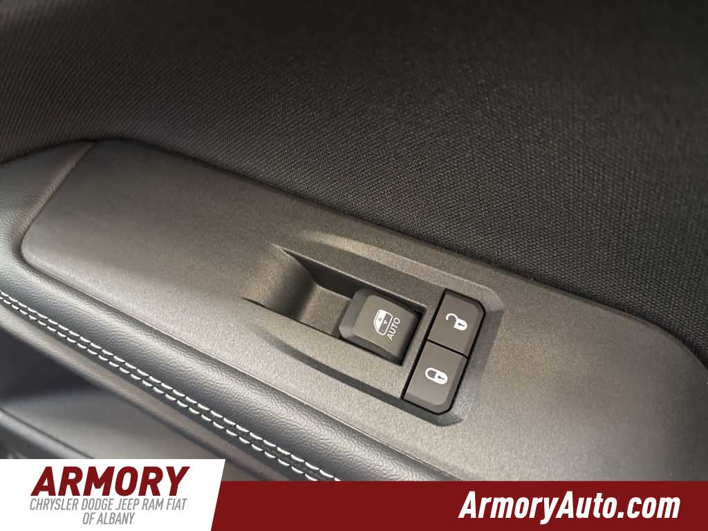 Thumbnail: 2026 Jeep Cherokee - 43