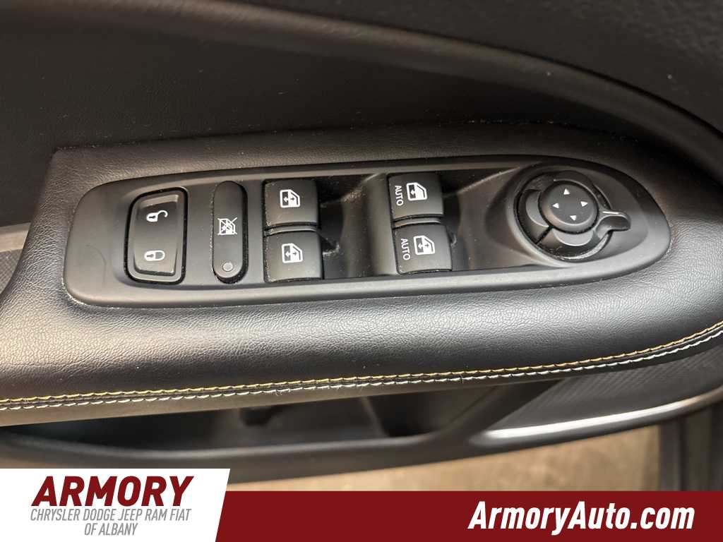 Thumbnail: 2020 Jeep Compass - 8