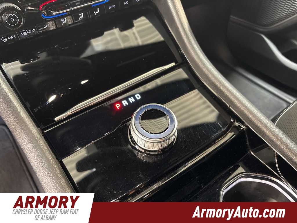 2022 Jeep Grand Cherokee L Altitude 21