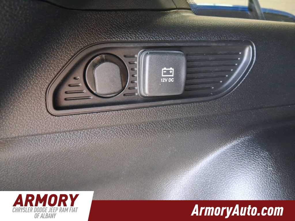 Thumbnail: 2025 Jeep Grand Cherokee - 23