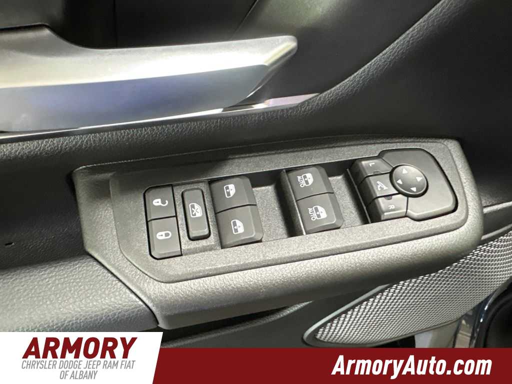 Thumbnail: 2026 RAM 1500 - 8