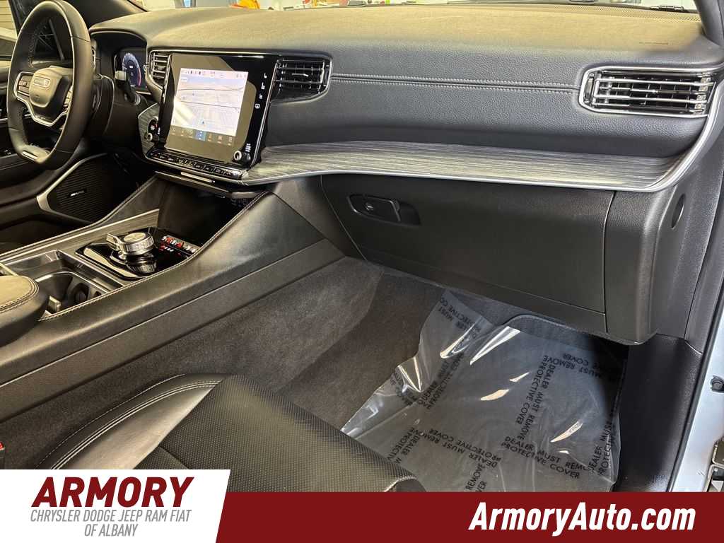 Thumbnail: 2024 Jeep Wagoneer - 50