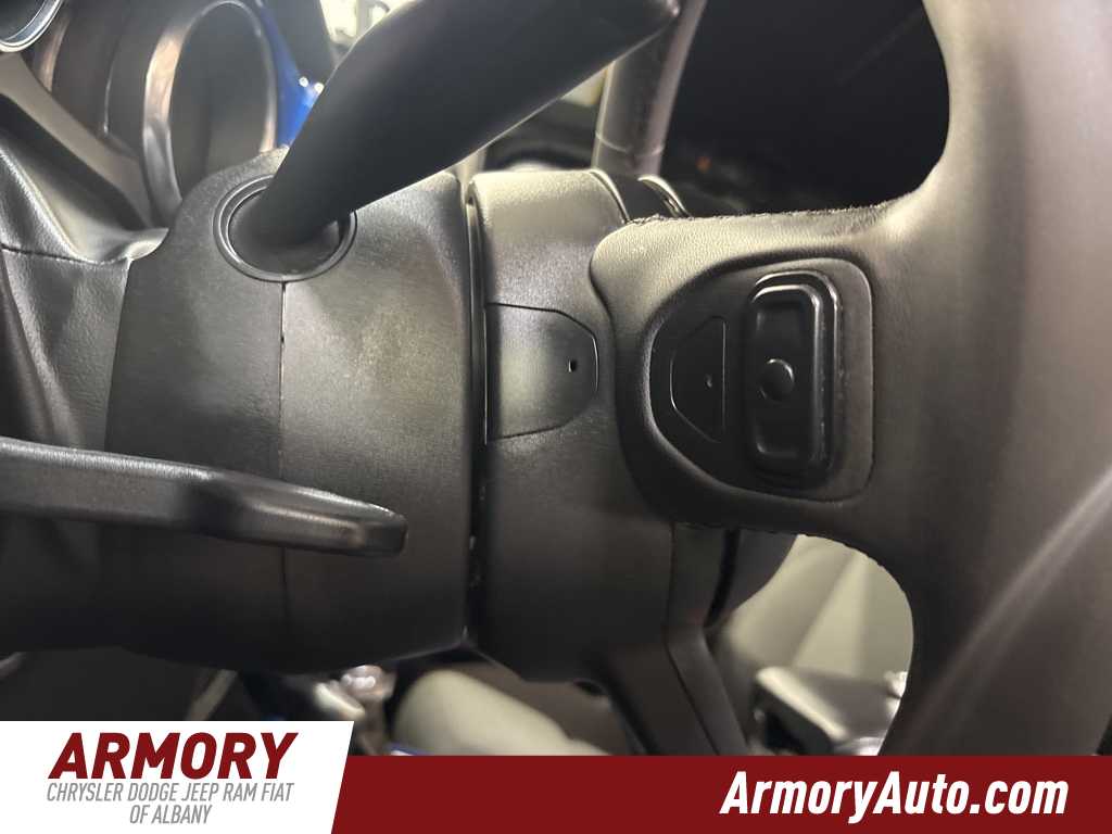 Thumbnail: 2023 Jeep Gladiator - 11