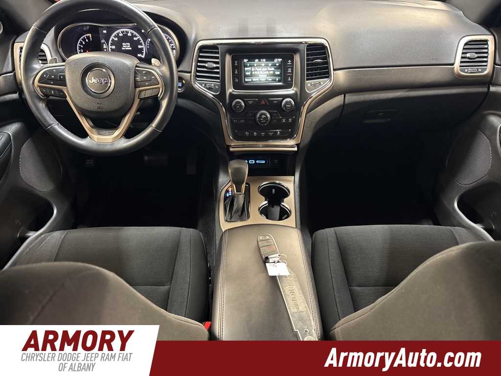 Thumbnail: 2017 Jeep Grand Cherokee - 31