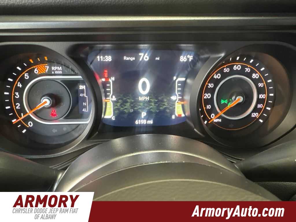 Thumbnail: 2025 Jeep Wrangler - 15