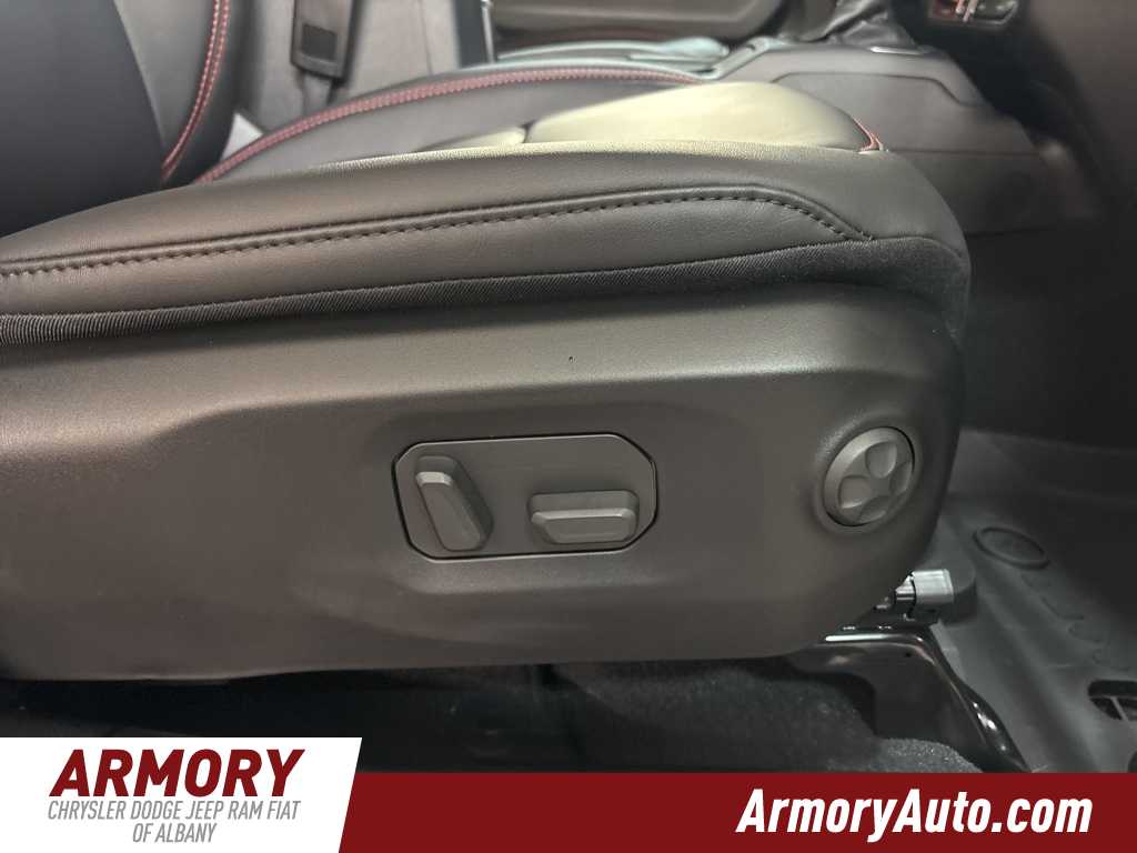 Thumbnail: 2026 Jeep Gladiator - 39