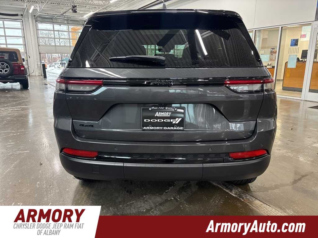 Thumbnail: 2025 Jeep Grand Cherokee - 5