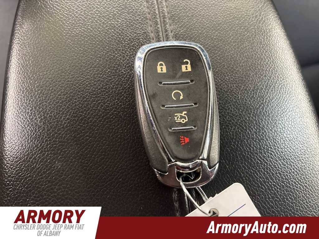 Thumbnail: 2023 Chevrolet Malibu - 21