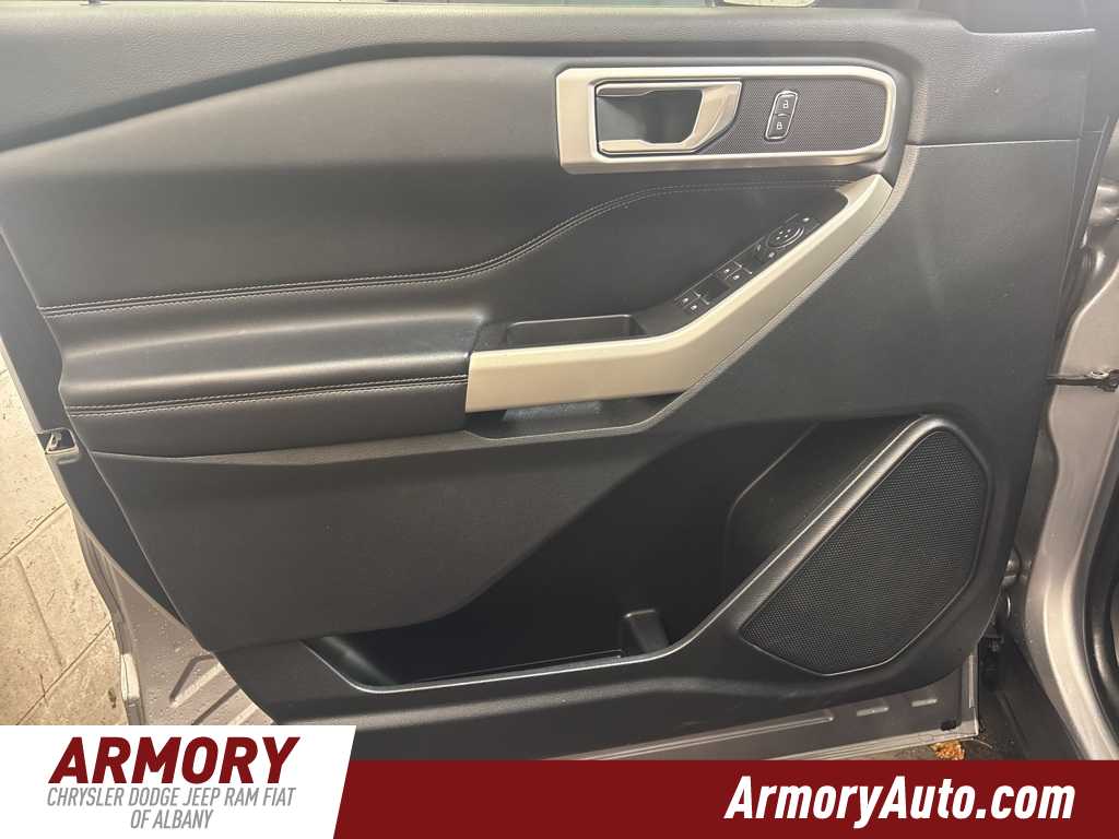 Thumbnail: 2021 Ford Explorer - 7