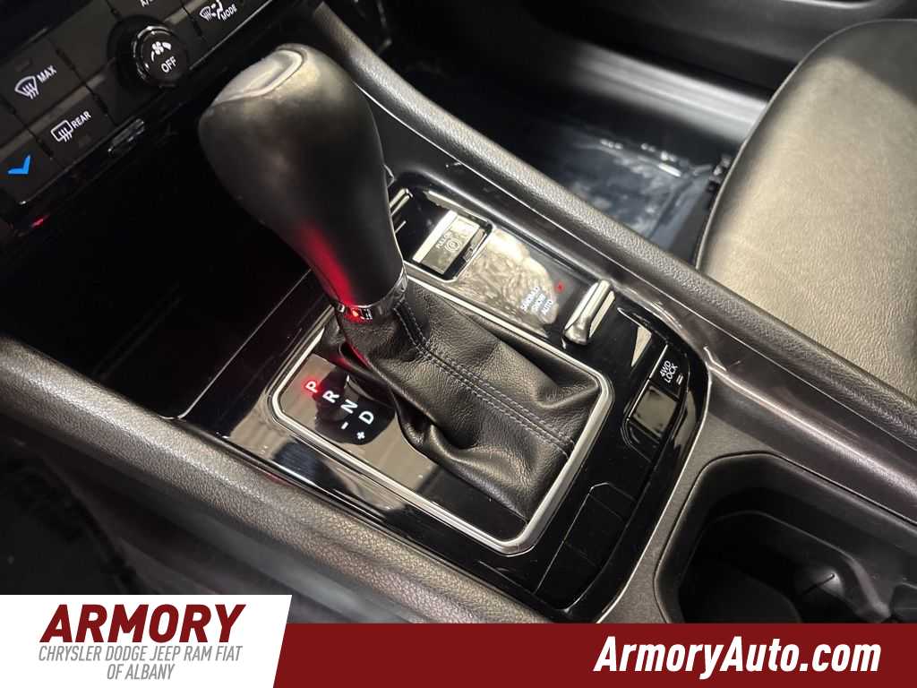 Thumbnail: 2022 Jeep Compass - 22