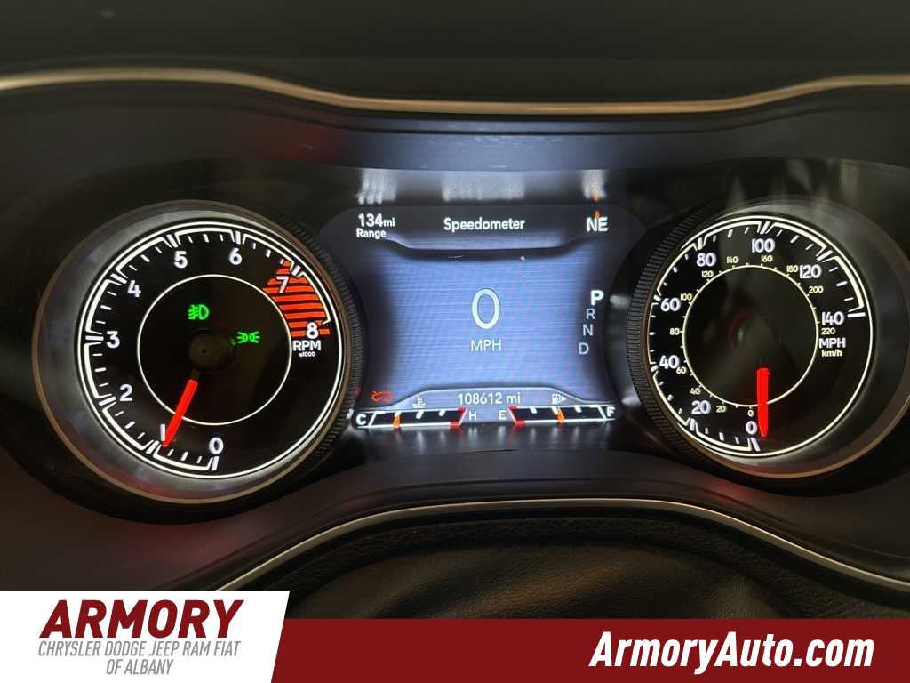 Thumbnail: 2021 Jeep Cherokee - 14