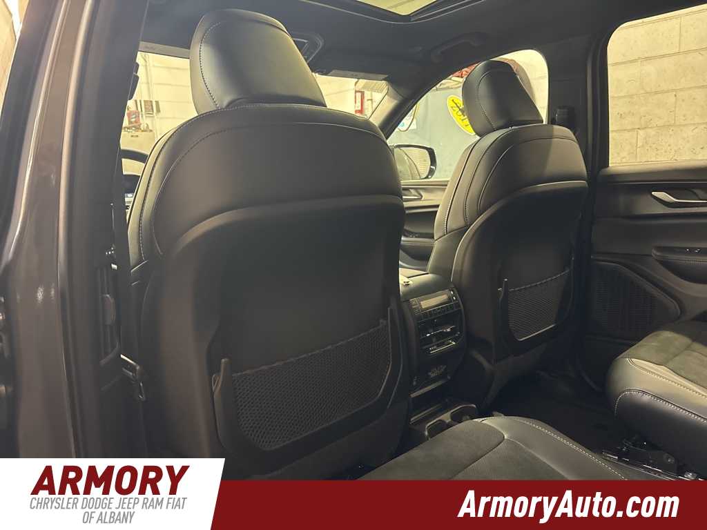 Thumbnail: 2025 Jeep Grand Cherokee L - 23