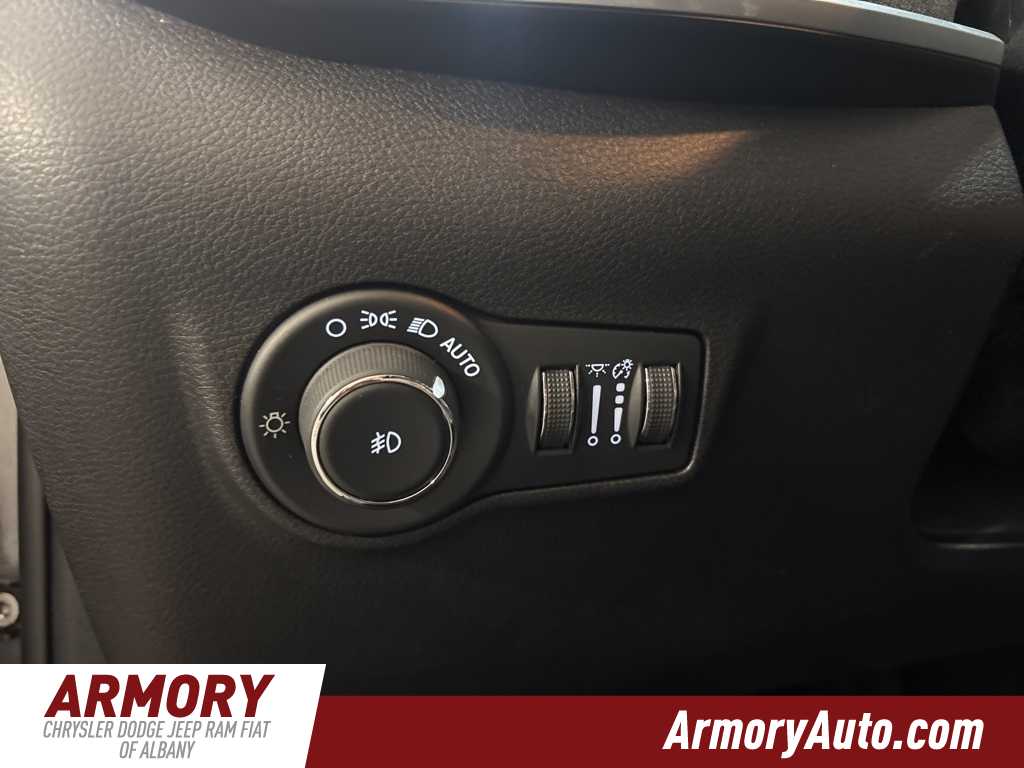 Thumbnail: 2024 Jeep Compass - 10