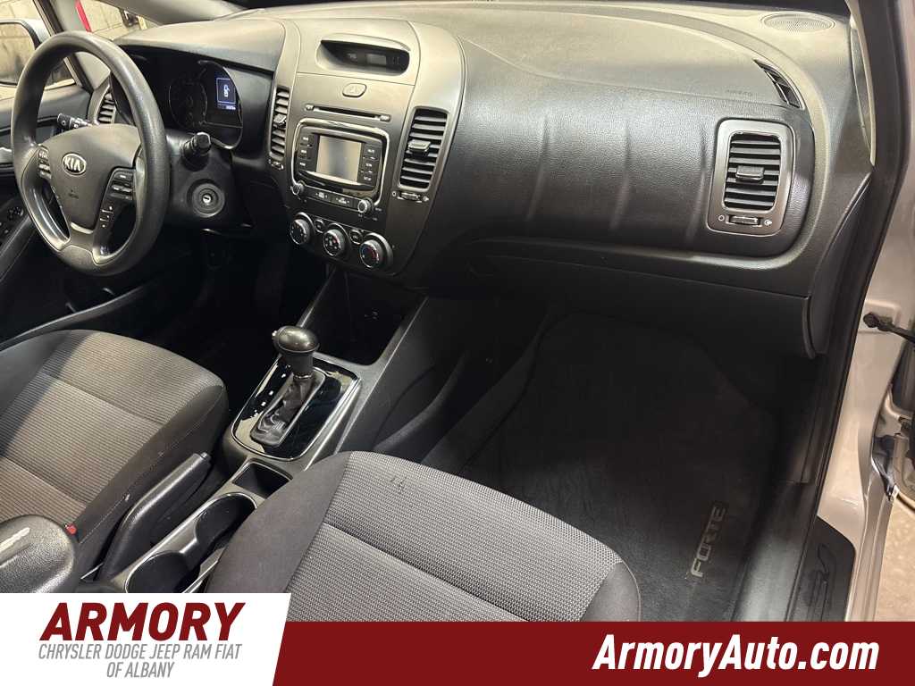 Thumbnail: 2018 Kia Forte - 33