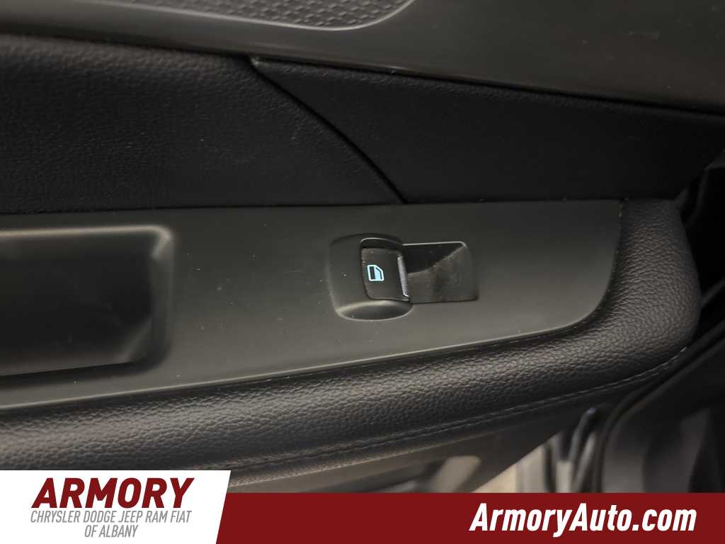 Thumbnail: 2019 Ford Explorer - 26