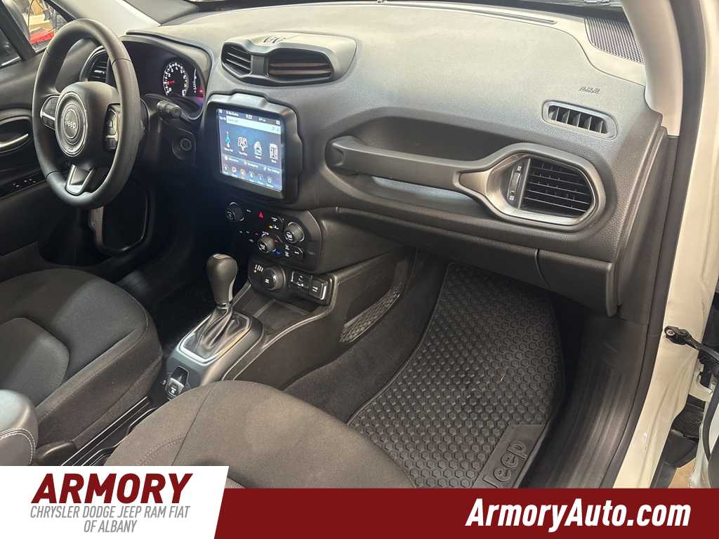 Thumbnail: 2023 Jeep Renegade - 37