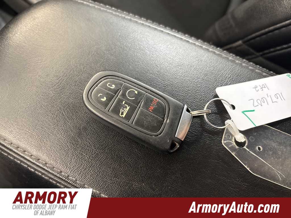Thumbnail: 2019 Jeep Cherokee - 24