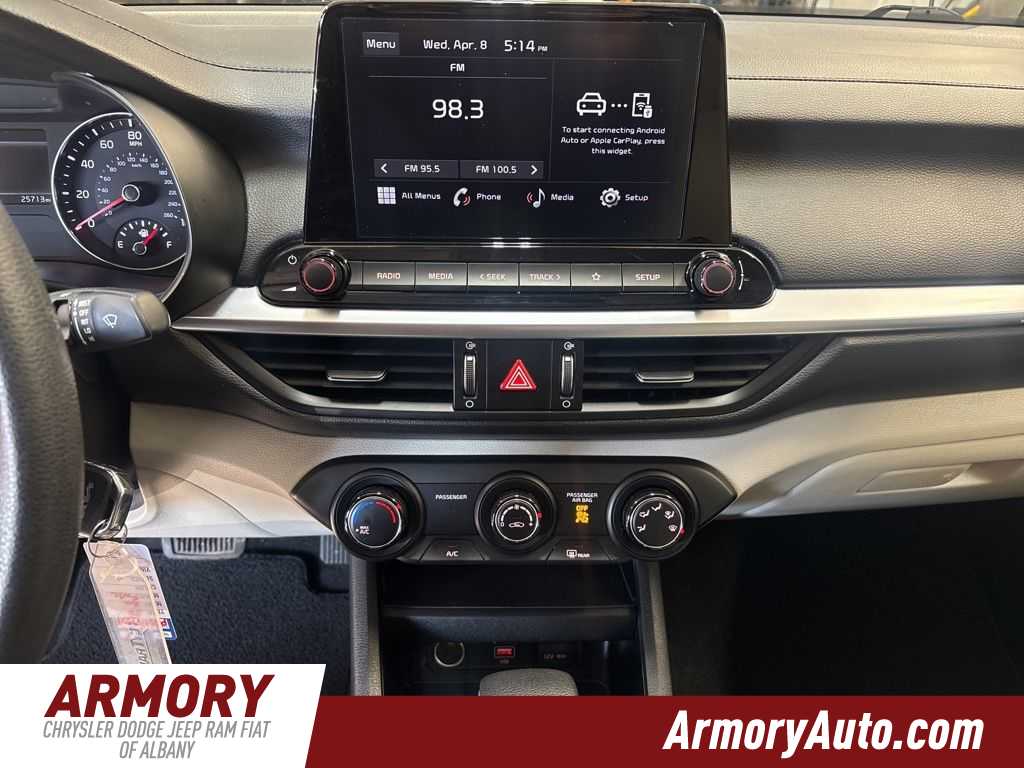 Thumbnail: 2023 Kia Forte - 16