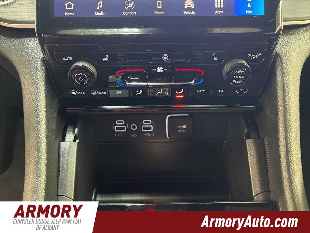 Thumbnail: 2025 Jeep Grand Cherokee - 19