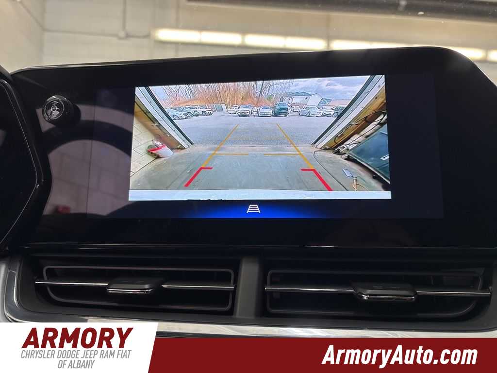 Thumbnail: 2025 Chevrolet Trax - 19