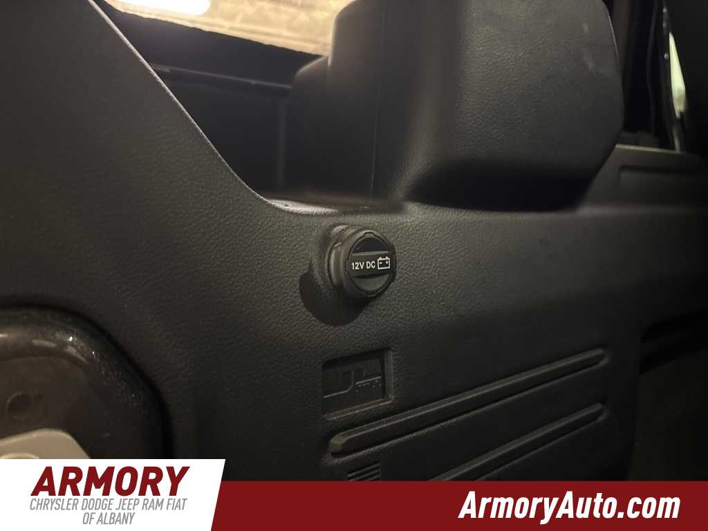 Thumbnail: 2024 Jeep Wrangler - 33