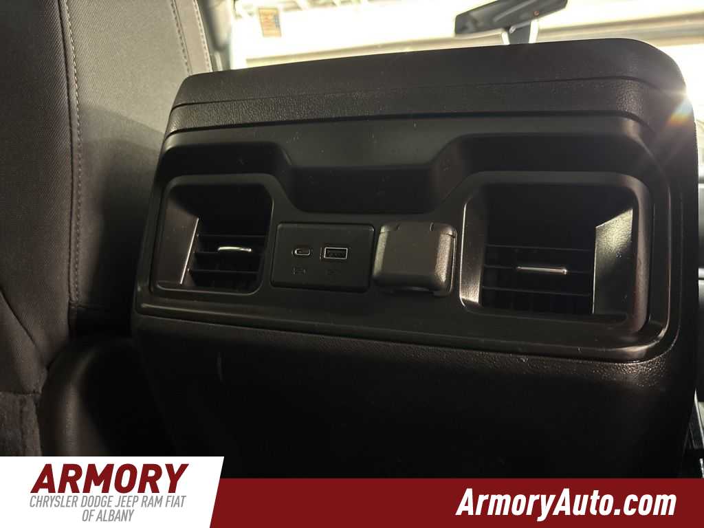 Thumbnail: 2022 Chevrolet Silverado 1500 - 30