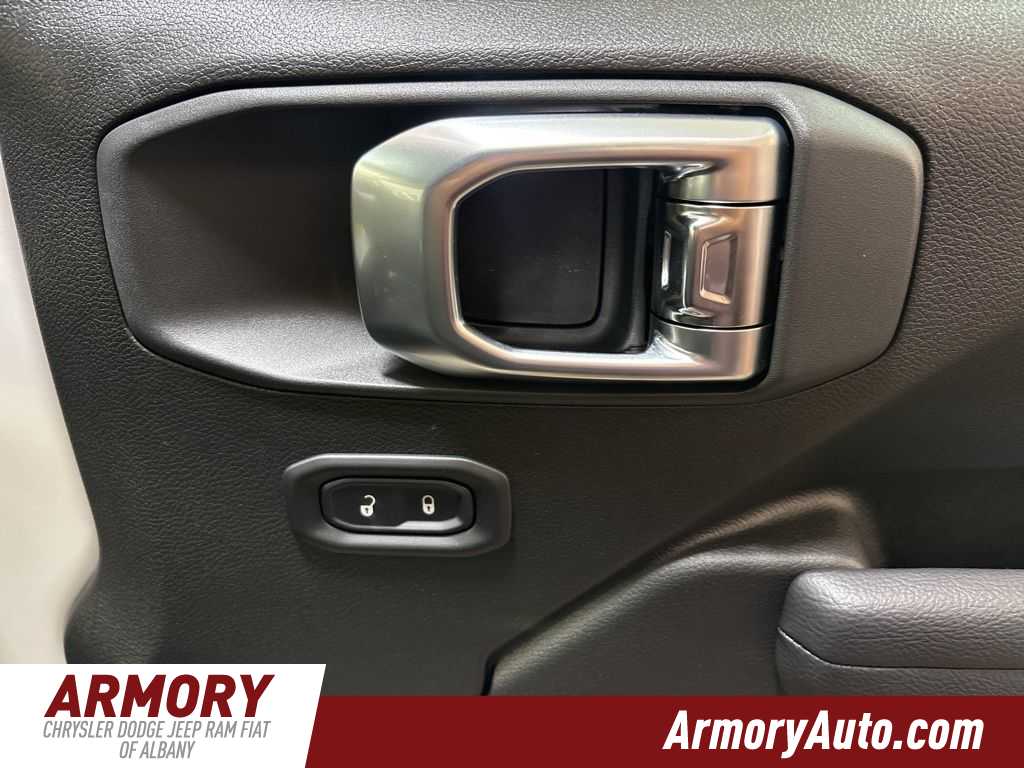 Thumbnail: 2026 Jeep Wrangler - 33