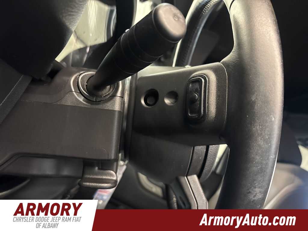 Thumbnail: 2018 Jeep Wrangler - 10