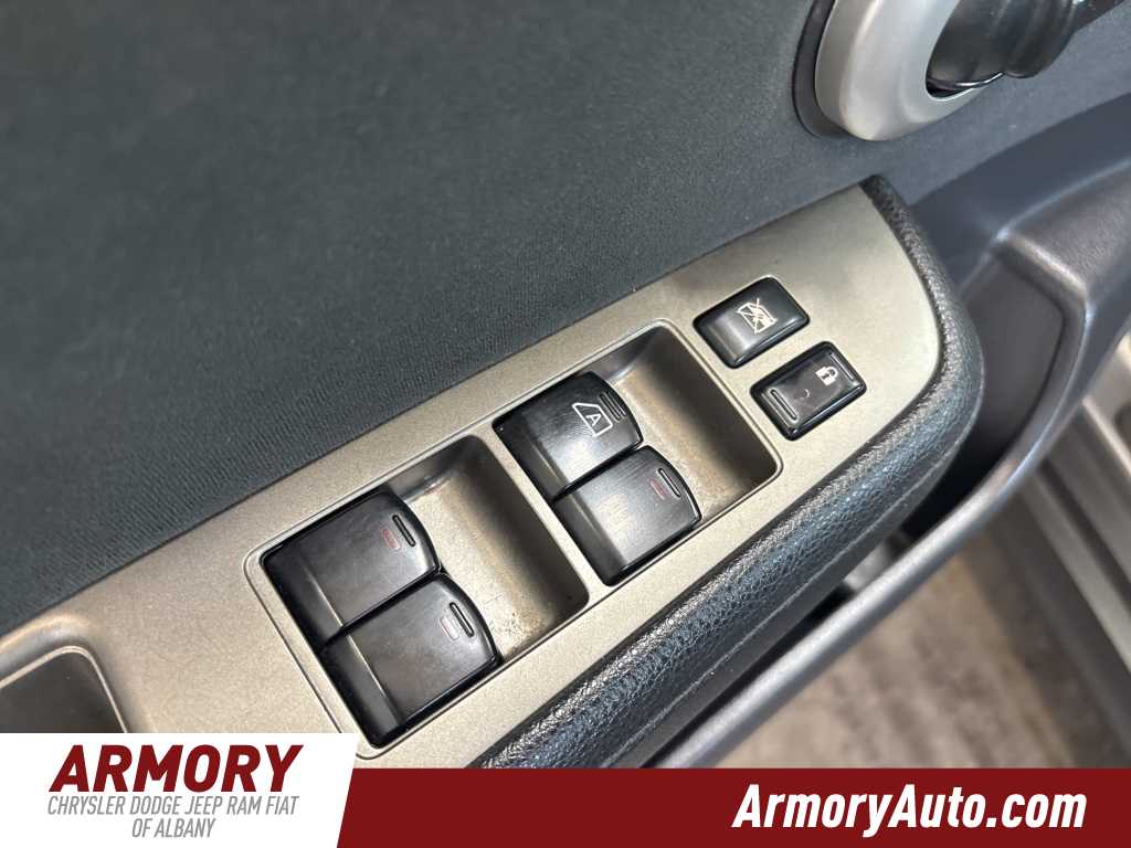 Thumbnail: 2011 Nissan Versa - 8