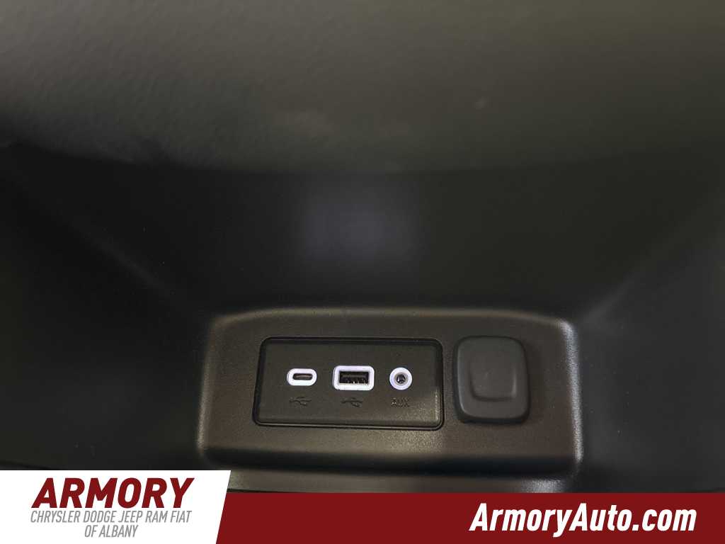 Thumbnail: 2024 Chevrolet Equinox - 21