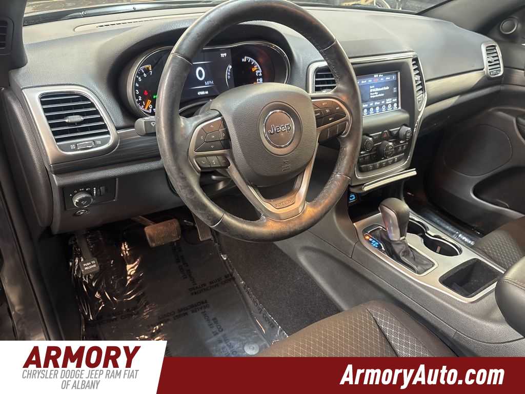 Thumbnail: 2020 Jeep Grand Cherokee - 9