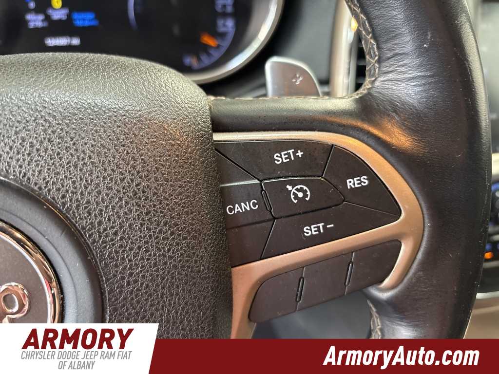 Thumbnail: 2016 Jeep Grand Cherokee - 15