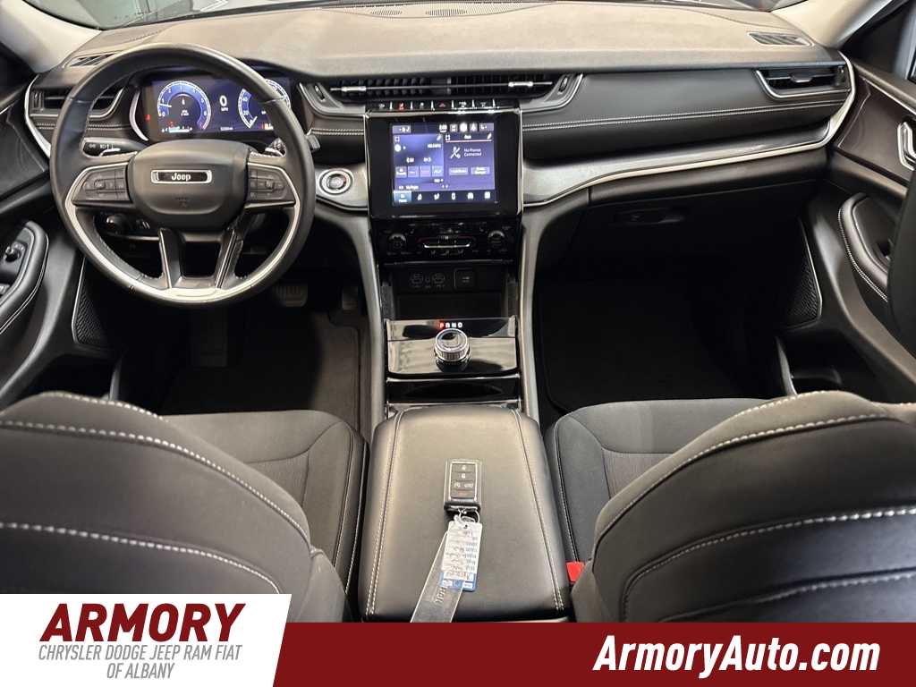 Thumbnail: 2022 Jeep Grand Cherokee - 33