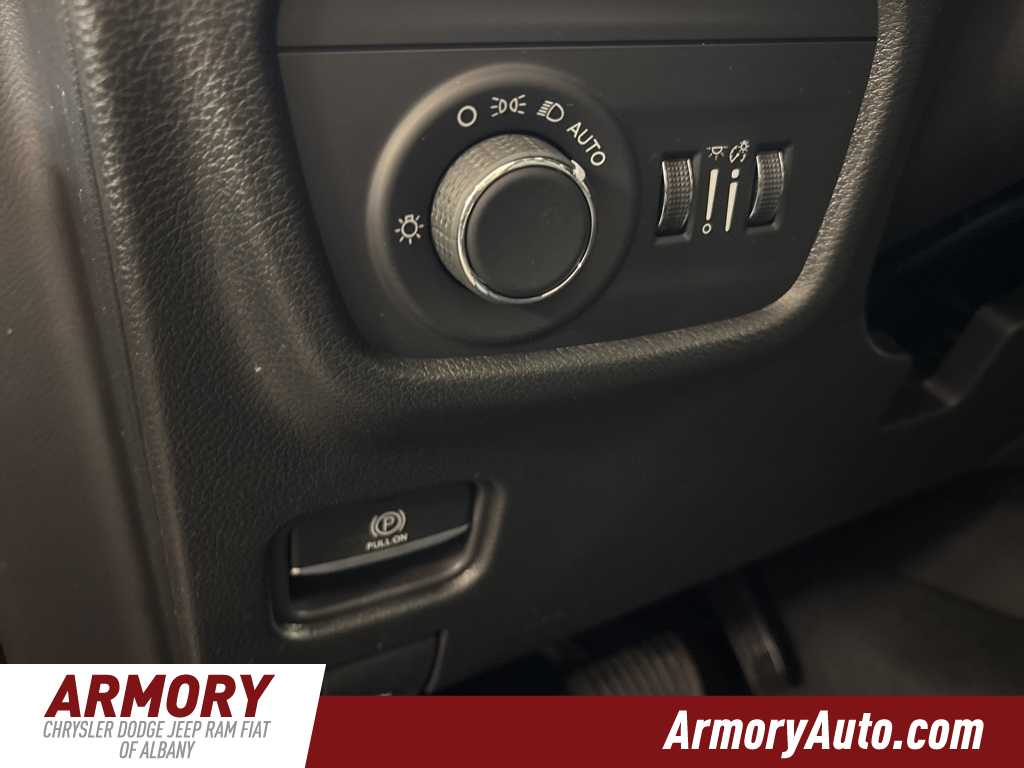 Thumbnail: 2025 Jeep Grand Cherokee L - 10