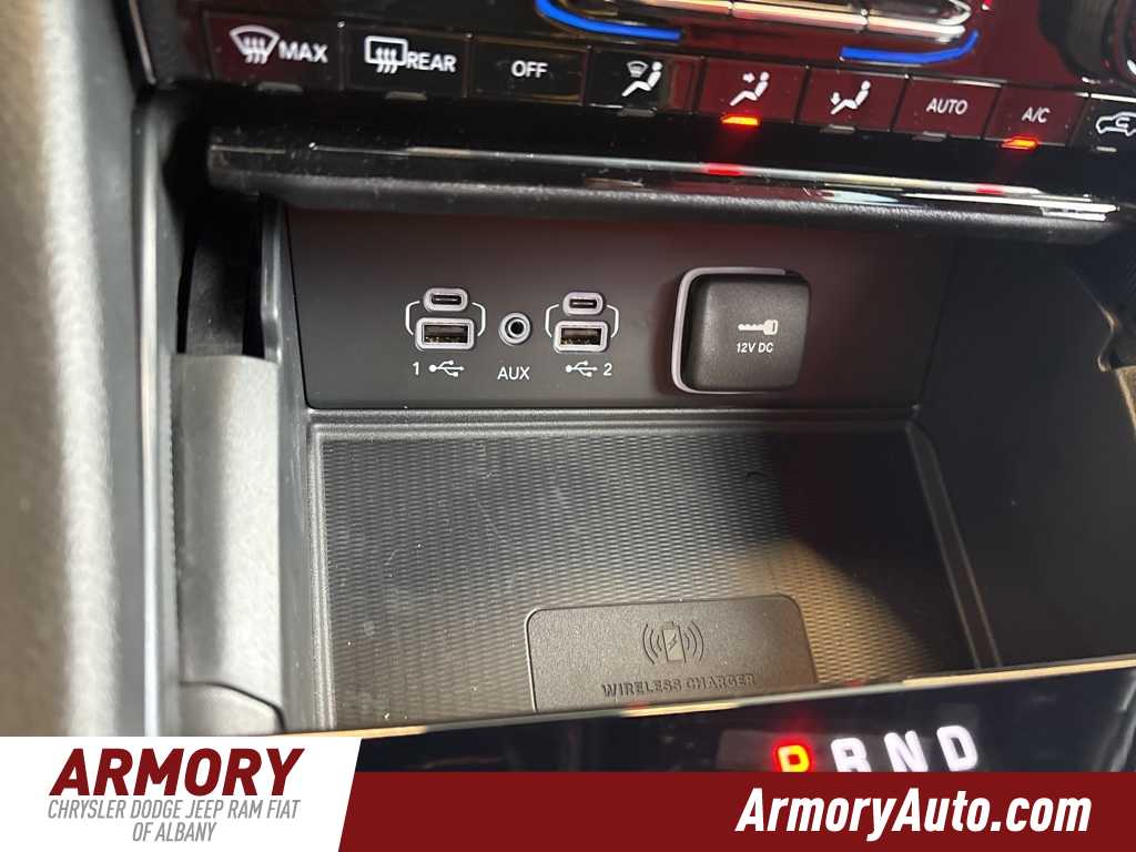 Thumbnail: 2025 Jeep Grand Cherokee - 17