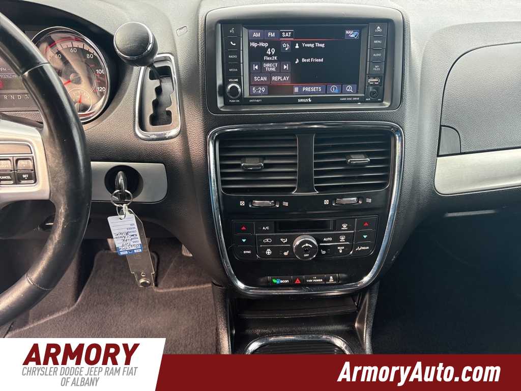 Thumbnail: 2019 Dodge Grand Caravan - 18