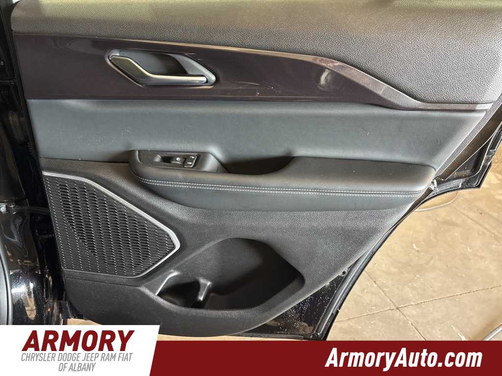 Thumbnail: 2022 Jeep Grand Cherokee - 29