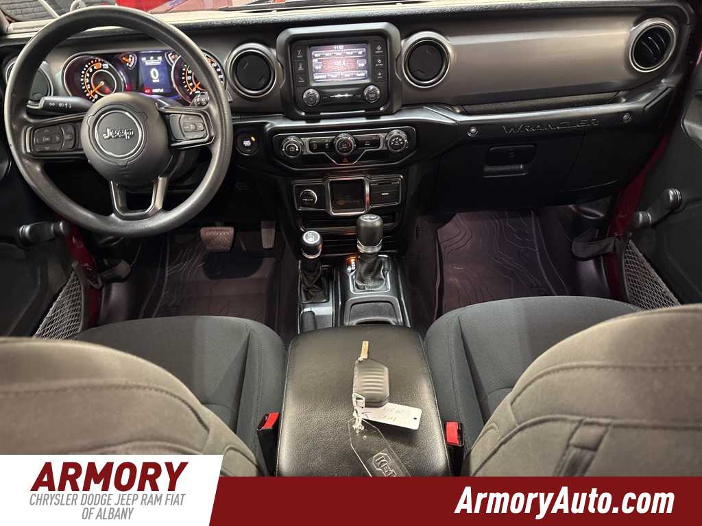 Thumbnail: 2021 Jeep Wrangler - 31