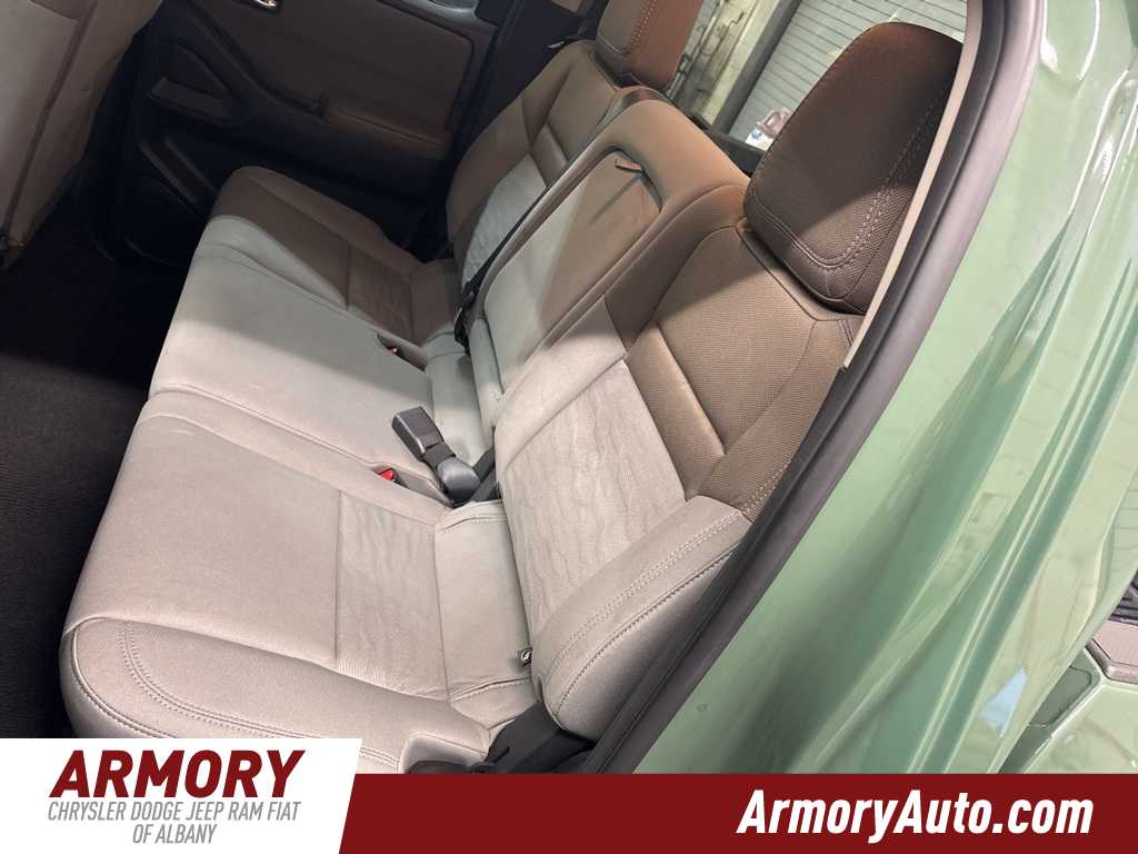 Thumbnail: 2022 Nissan Frontier - 25