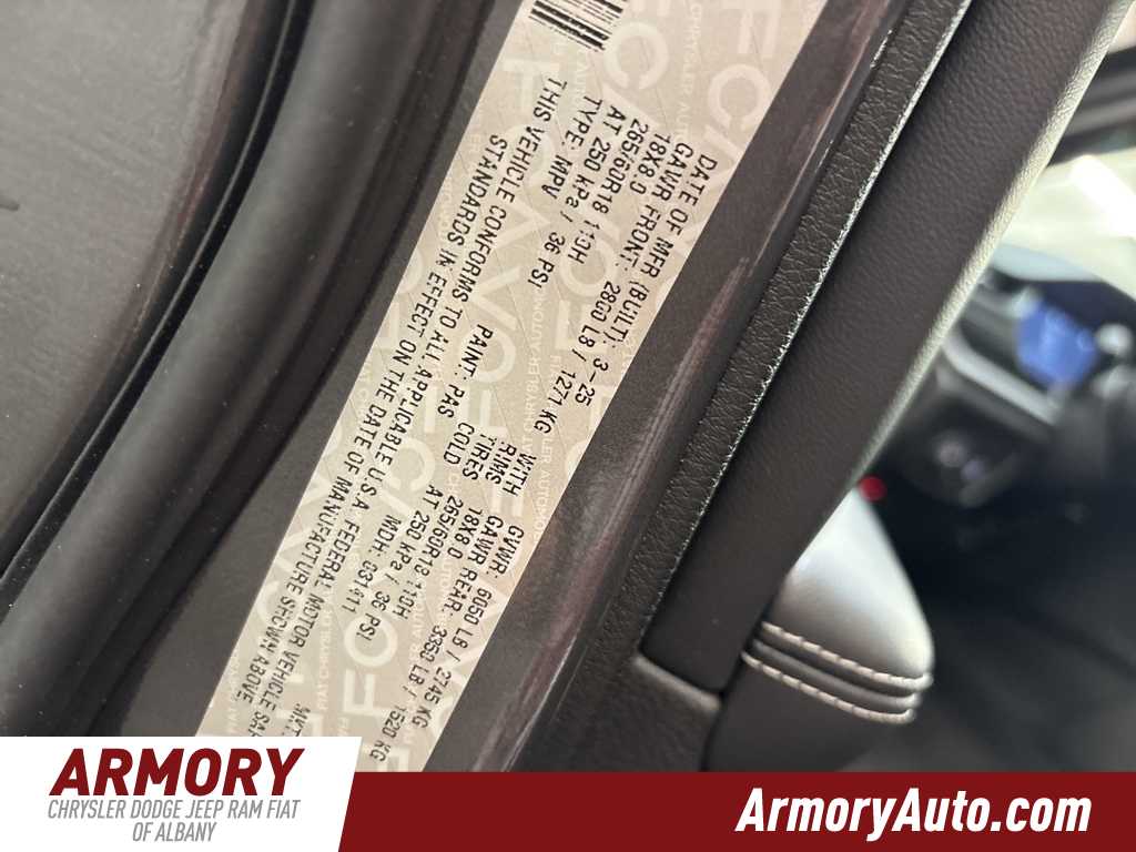 Thumbnail: 2025 Jeep Grand Cherokee - 41