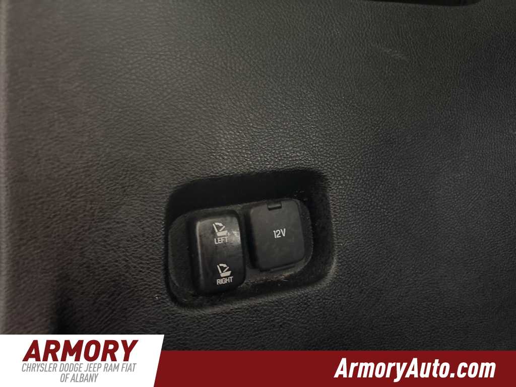 Thumbnail: 2023 Ford Edge - 26