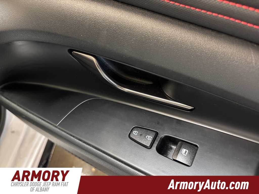 Thumbnail: 2023 Hyundai Elantra - 33