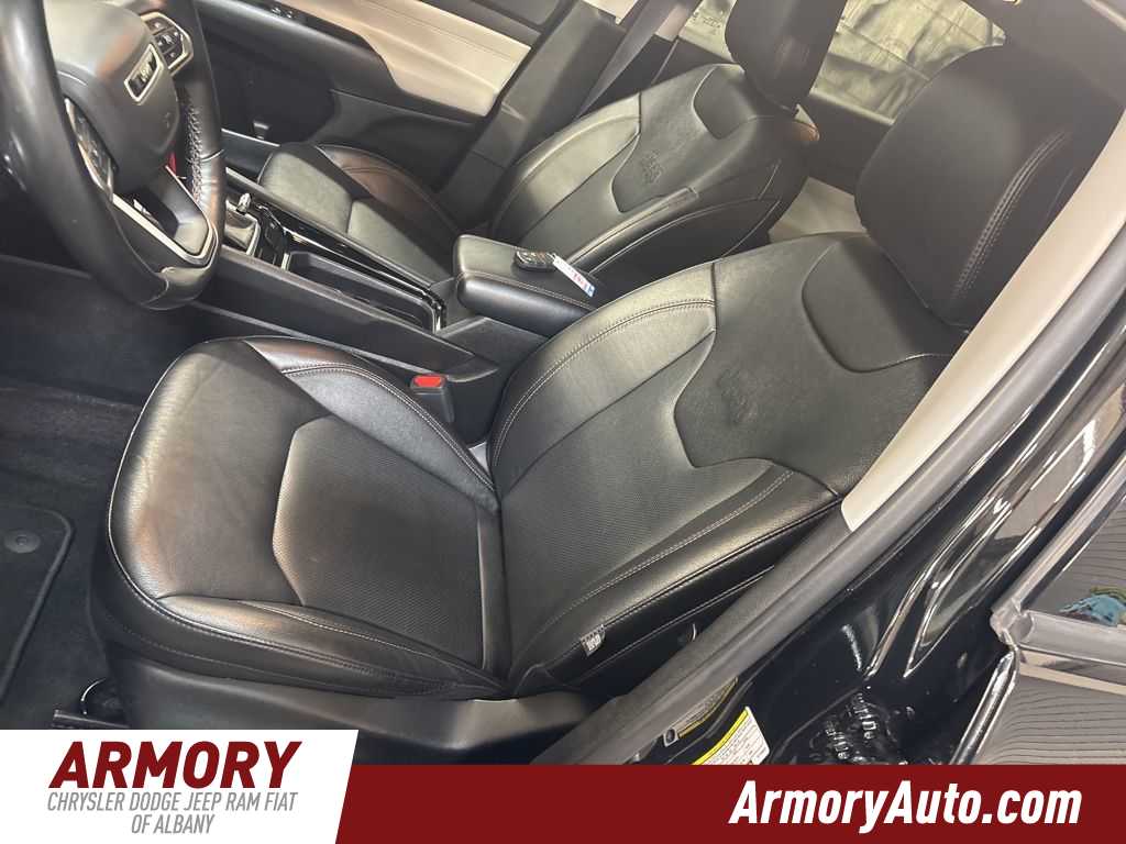 Thumbnail: 2022 Jeep Compass - 12